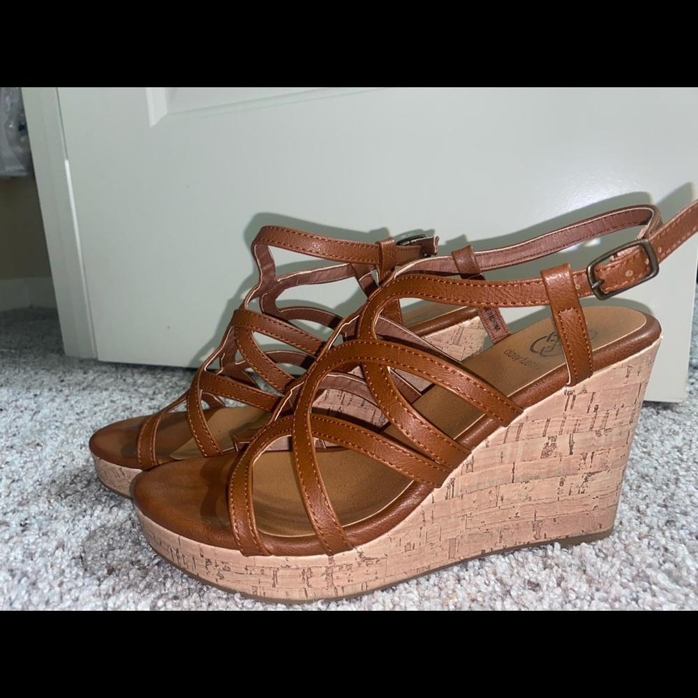 Brown wedges
